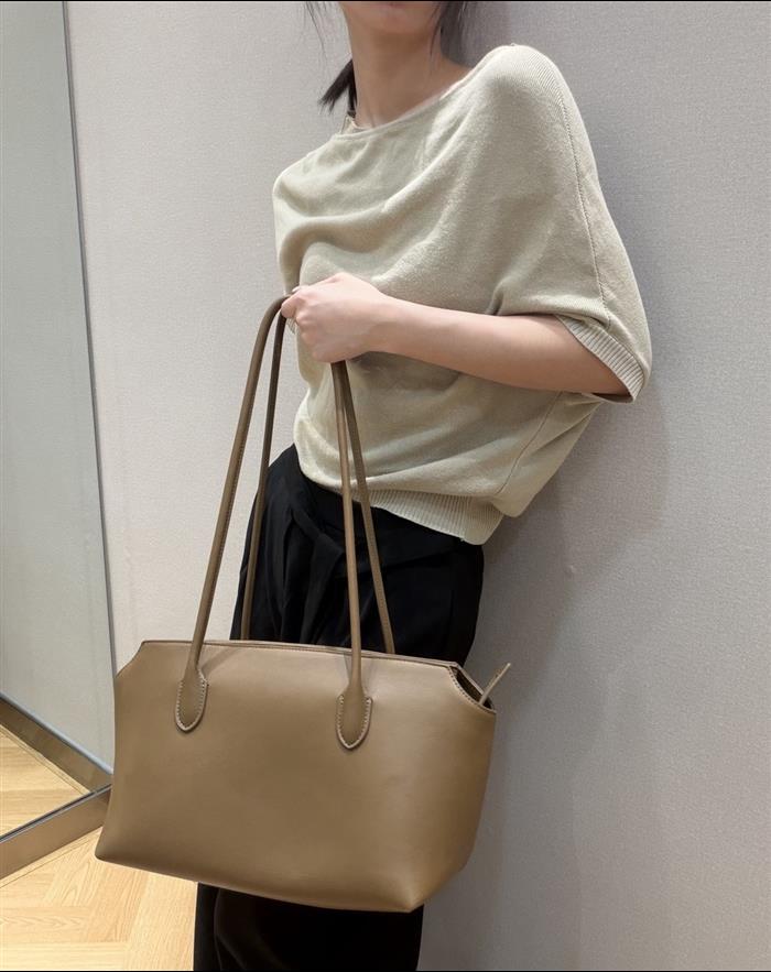 2026 82619235125